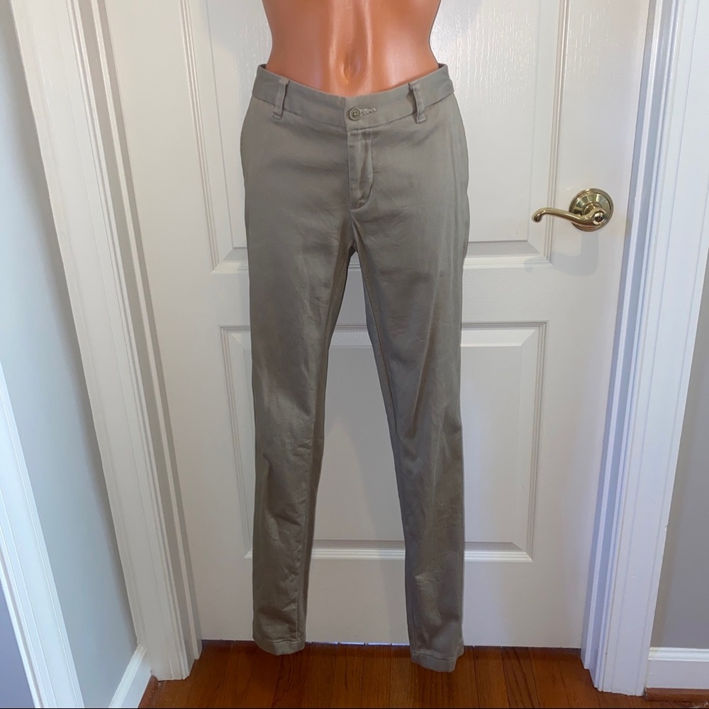 LANDS END Size 5 31” Skinny Jegging Mid Rise Chino Pants Khaki Tan $45 Defect 1